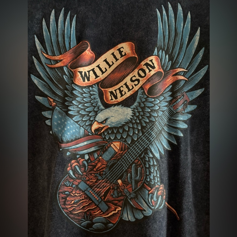 WILLIE NELSON Eagle & Guitar Tee Navy Blue Size Medium Graphic T-shirt